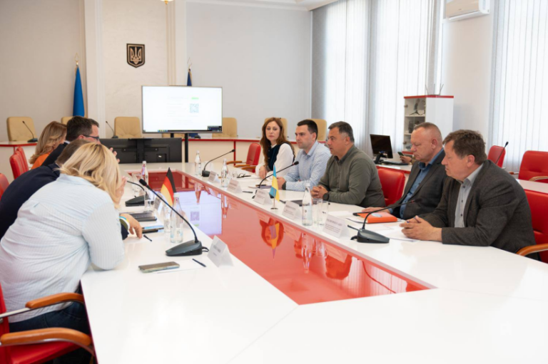 На Тернопільщині обговорили з делегацією з Німеччини продовольчу безпеку та масштабний медичний проєкт