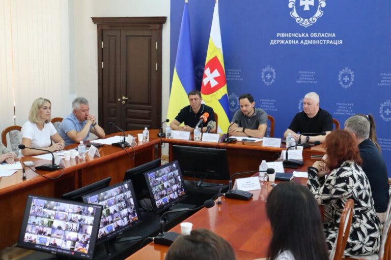У територіальних громадах Рівненщини триває реалізація ініціативи Президента України «Пакунок школяра»