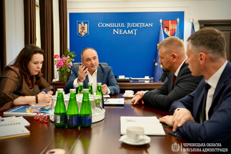 Делегація Чернівецької області розпочала робочу поїздку до Румунії